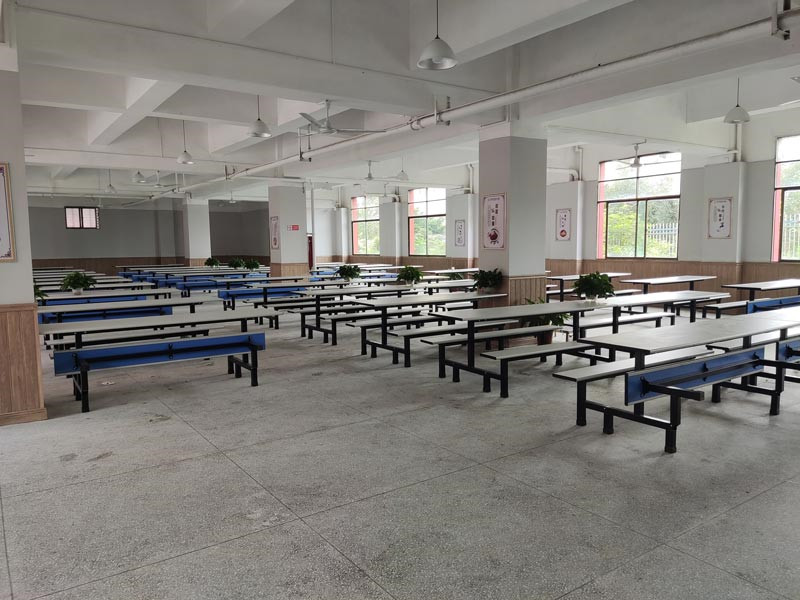 學校食堂