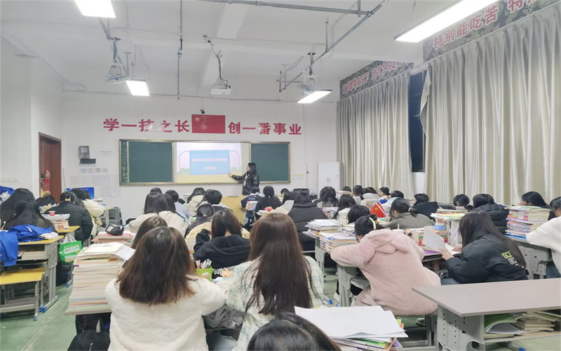 “春季常見傳染病預(yù)防措施”主題班會(huì)活動(dòng)