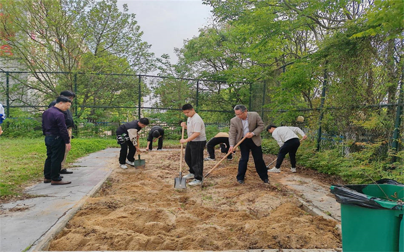 校園綠化齊參與，共建美麗理工校園